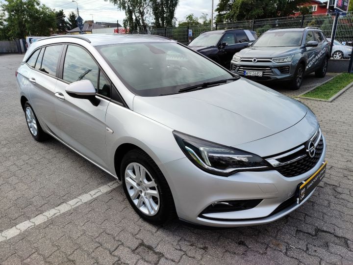 Opel Astra V 105KM Bogate wyposażenie NAVI Serwis ASO Niski Przebieg Gwarancja 4