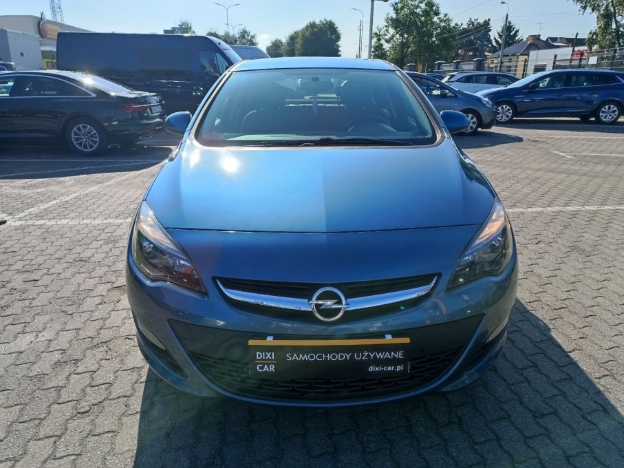 Opel Astra IV 1,4 Turbo 140KM 3