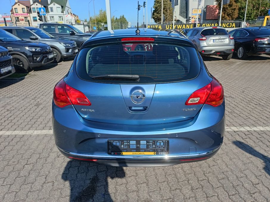 Opel Astra IV 1,4 Turbo 140KM 7