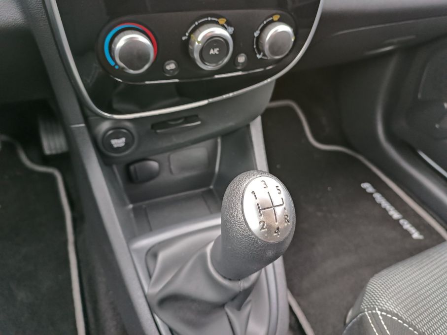 Renault Clio Kombi 0,9 Tce 90KM, Bluetooth, Nawigacja 16
