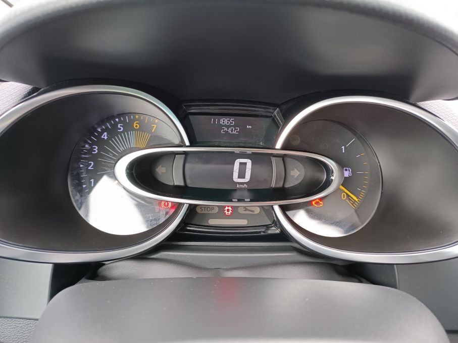 Renault Clio Kombi 0,9 Tce 90KM, Bluetooth, Nawigacja 18