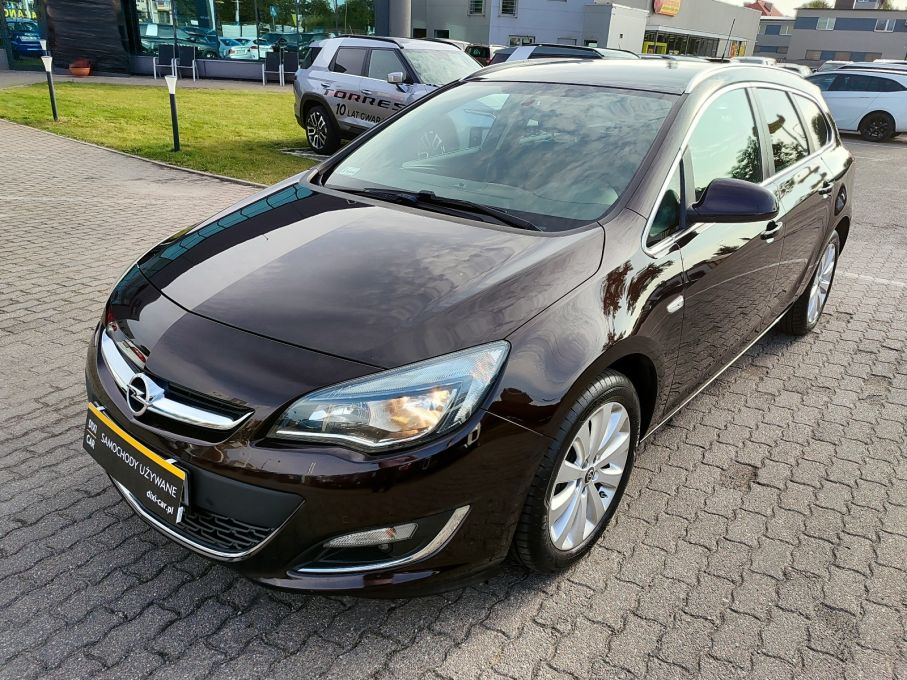 Opel Astra IV COSMO 1,6 115 KM LPG Salon Polska 2