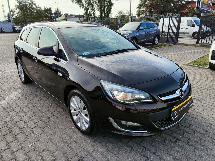 Opel Astra IV COSMO 1,6 115 KM LPG Salon Polska 4