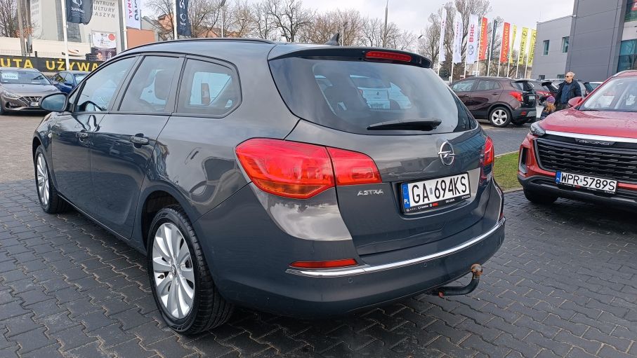 Opel Astra IV 1,4 Turbo 120KM, Sports Tourer, Klima auto, pakiet zimowy 9