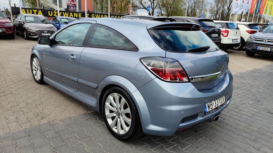 Opel Astra SPORT H GTC 1.8 140 kM Pakiet OPC Klima Auto Xenon 9