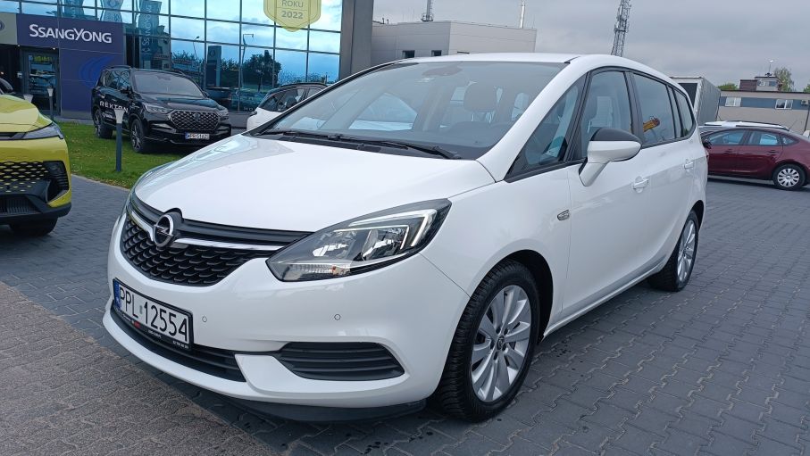Opel Zafira C Lift 1.4T Niski Przebieg Nowy Model Klima Auto Pakiet Zimowy 3