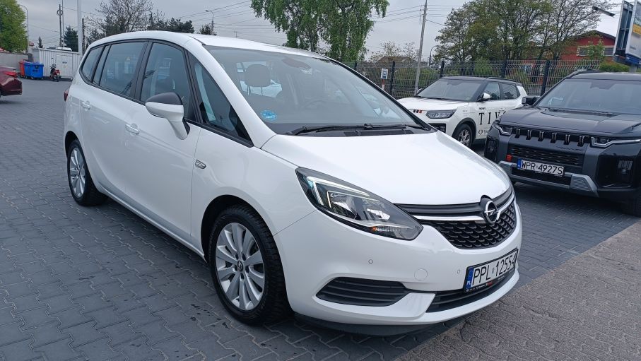 Opel Zafira C Lift 1.4T Niski Przebieg Nowy Model Klima Auto Pakiet Zimowy 5